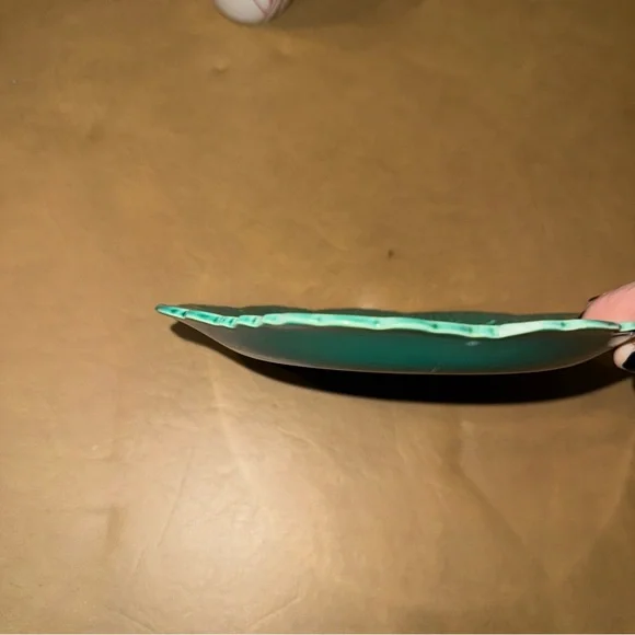 Wedgewood Majolica Emerald Green Cabbage Leaf Antique Plate - Picture 5 of 8